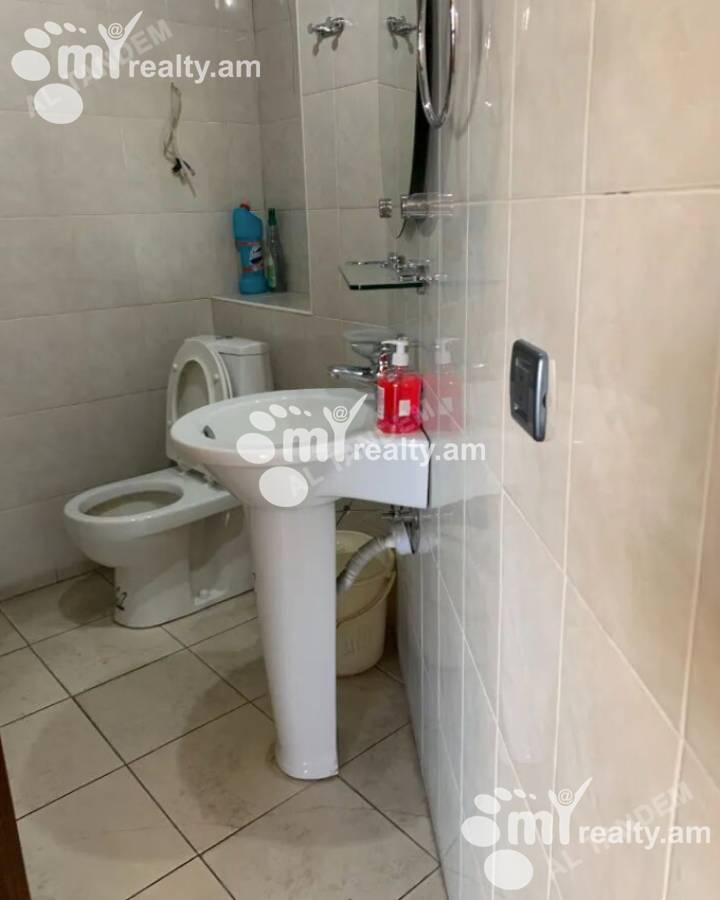 Commercial property for sale Baghramyan Ave (Kentron), Center Yerevan, 155434