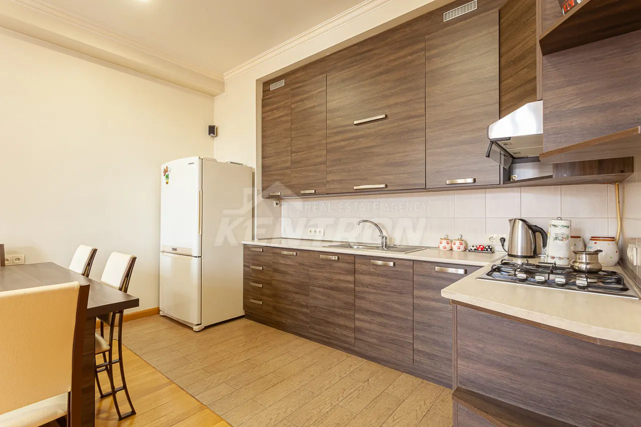 2 bedroom apartment for rent Aram St, Center Yerevan, 158955