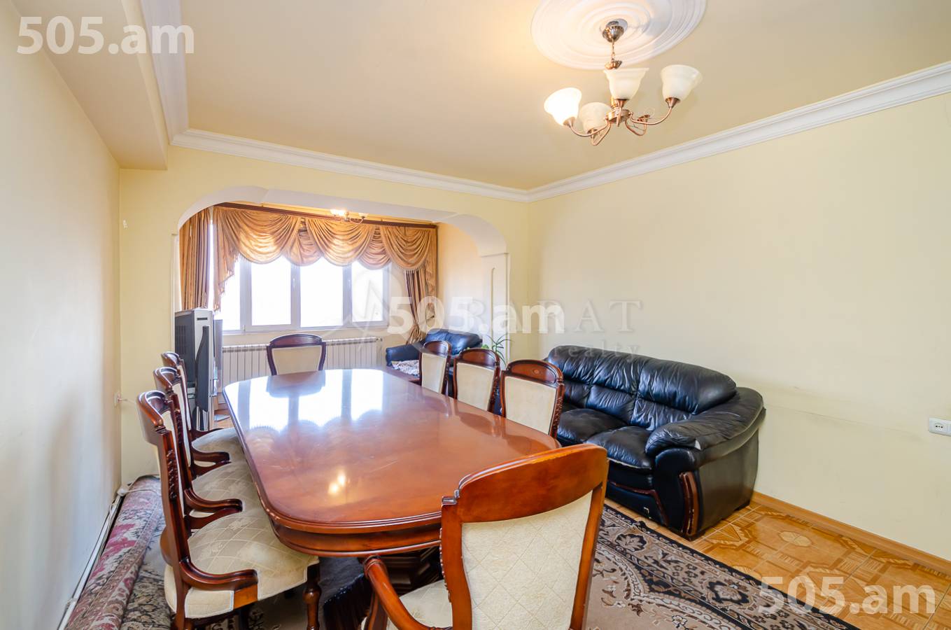 4 bedroom apartment for sale Saryan St, Center Yerevan, 154184