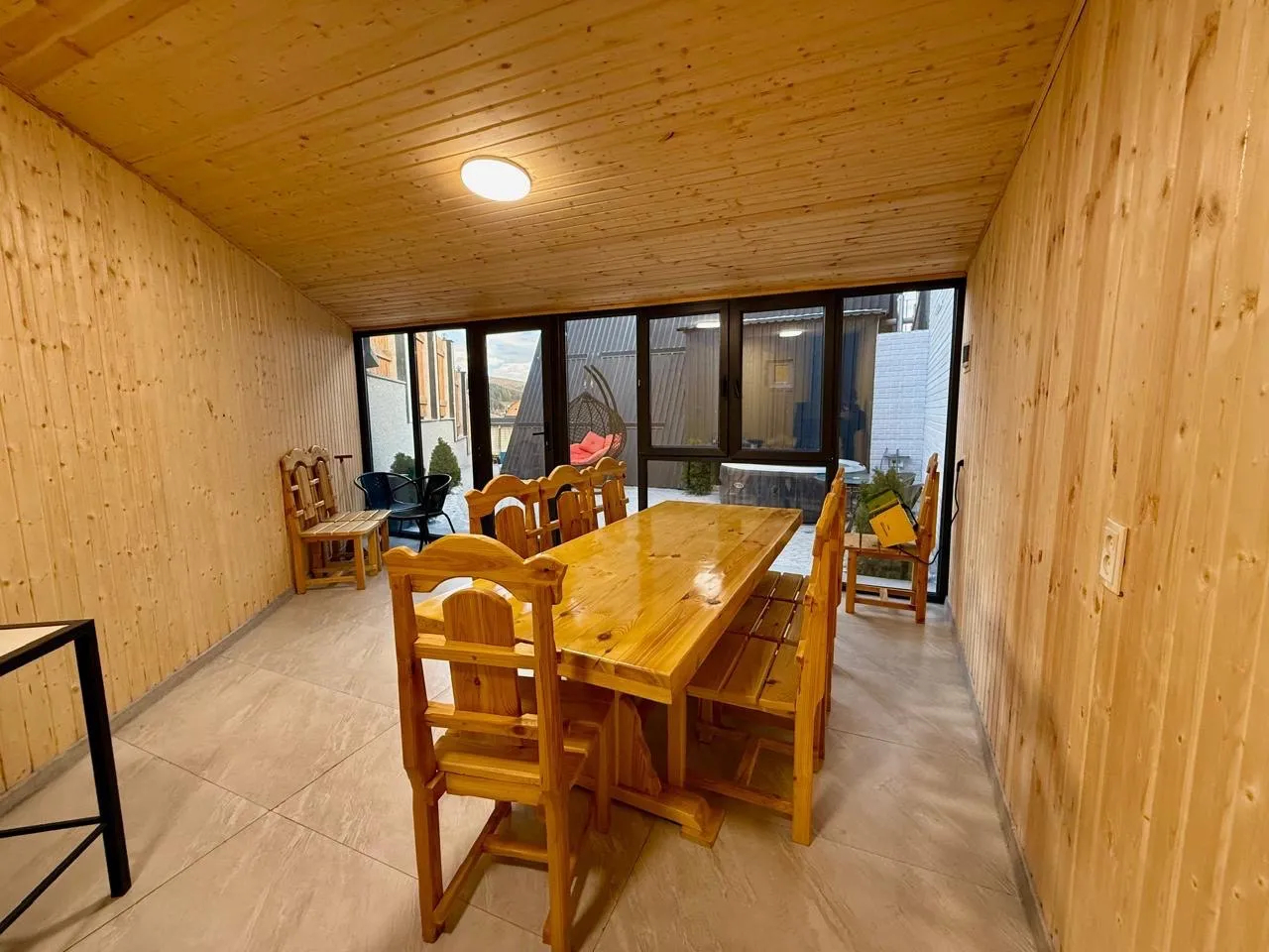 Купить коммерческoе помещение , акадор Котайк, 159464