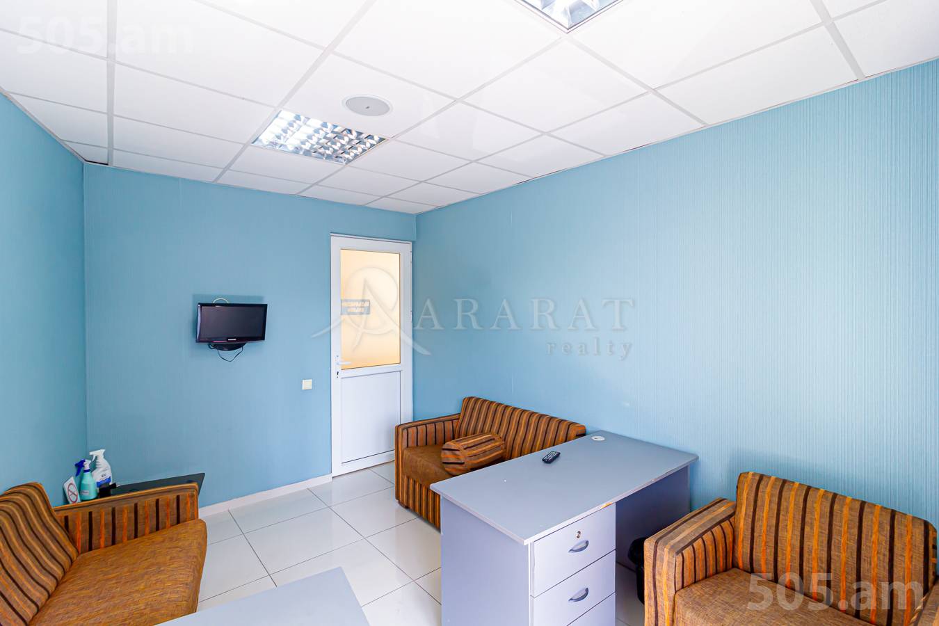 Снять коммерческoе помещение Орбели Ехбайрнери ул, Арабкир Ереван, 152535