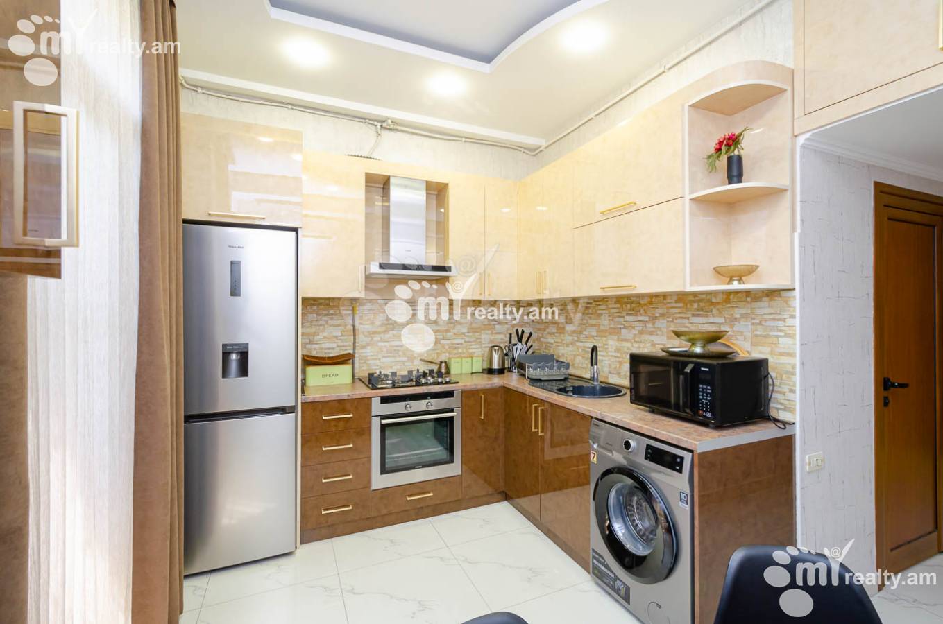 3 bedroom apartment for rent خیابان تومانیان, مرکز شهر ایروان, 139756