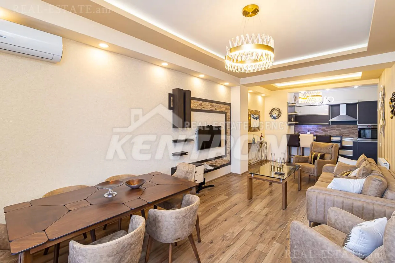 3 bedroom apartment for sale خیابان تِسی تِسِرناکابِرد, مرکز شهر ایروان, 159543