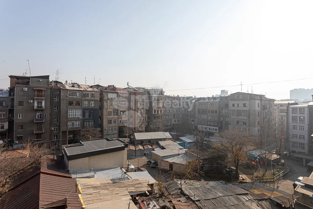 5 bedroom apartment for rent Spendiaryan St, Center Yerevan, 158573