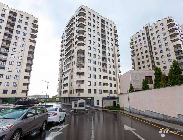 kupit-kvartiru-v-novostroyke/3-komnatnaya/Hasratyan+st./Ajapnyak/Yerevan