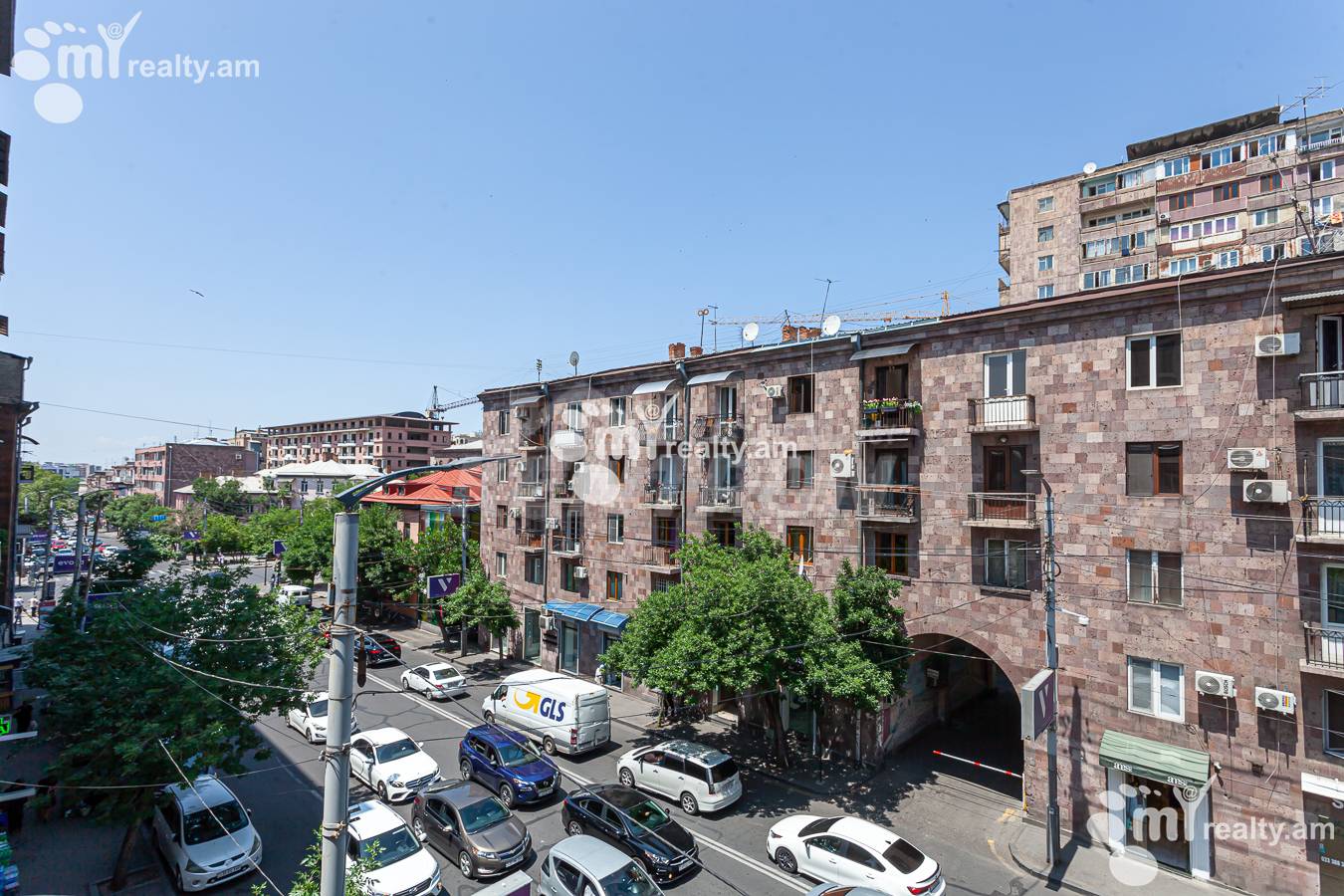 3 bedroom apartment for sale خیابان نعلبندیان, مرکز شهر ایروان, 155702