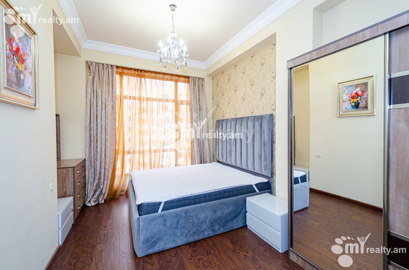 4 bedroom apartment for sale Northern(Hyusisayin)  Ave, Center Yerevan, 142758