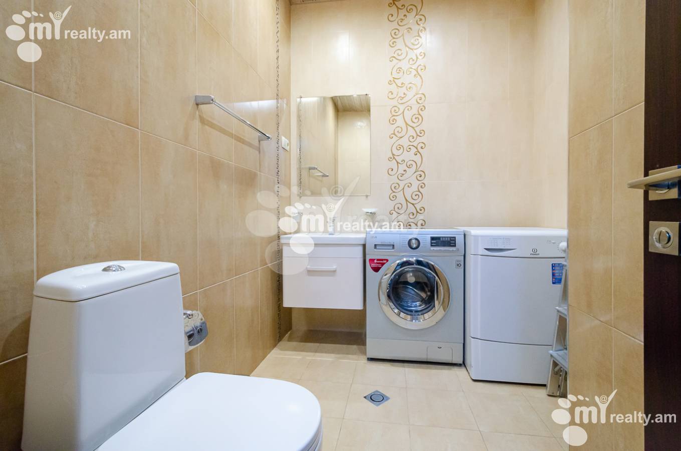 4 bedroom apartment for sale Northern(Hyusisayin)  Ave, Center Yerevan, 142758