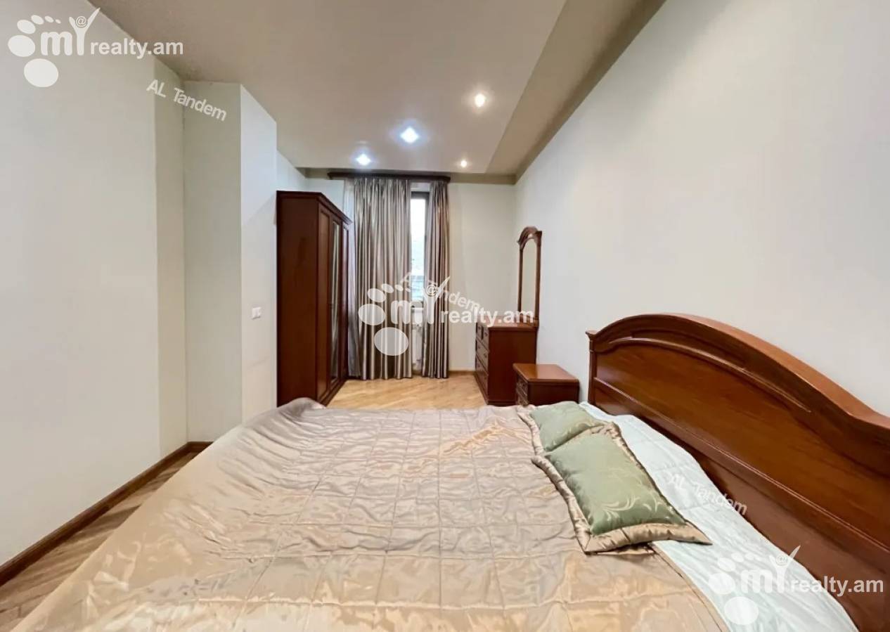 4 bedroom apartment for sale خیابان سایات نووآ, مرکز شهر ایروان, 147802