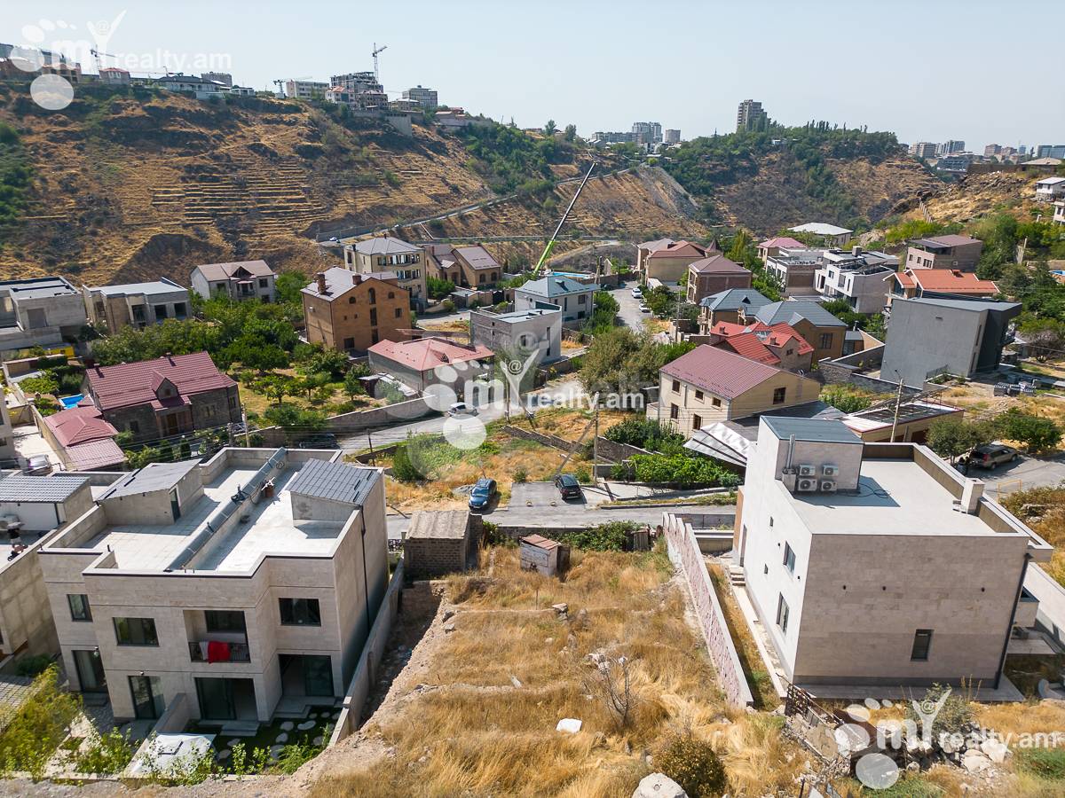 Land for sale Dzor 2 district, Davtachène Yerevan, 156373