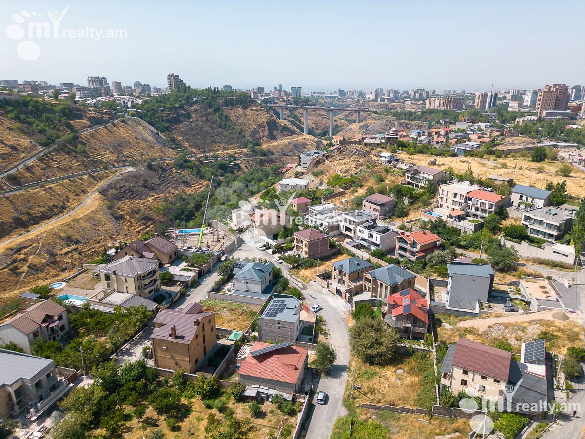 Land for sale Dzor 2 district, Davtachène Yerevan, 156373
