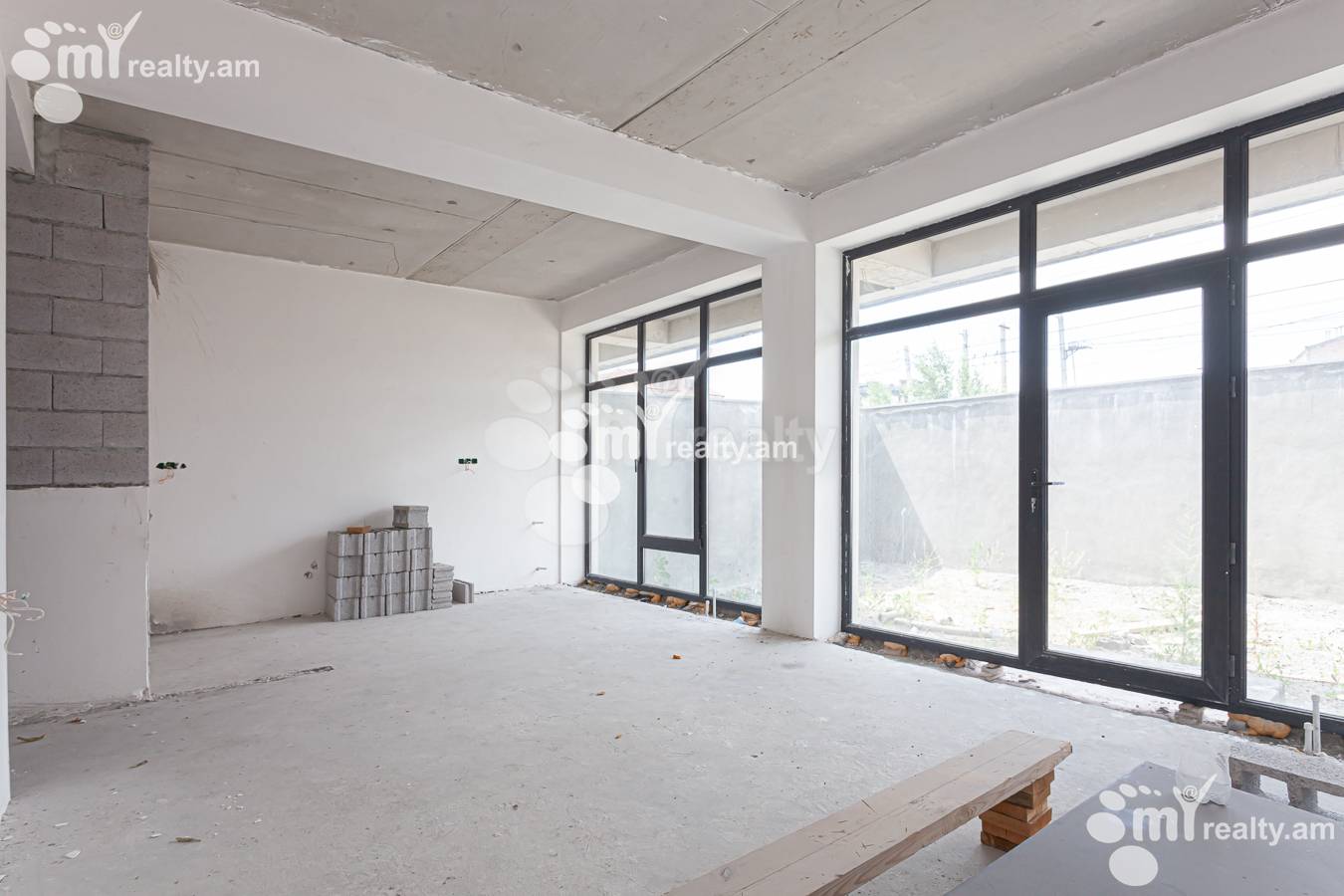 Առանձնատուն  Առինջ Բ 2-րդ փողոց, Աբովյան Կոտայք, 155934