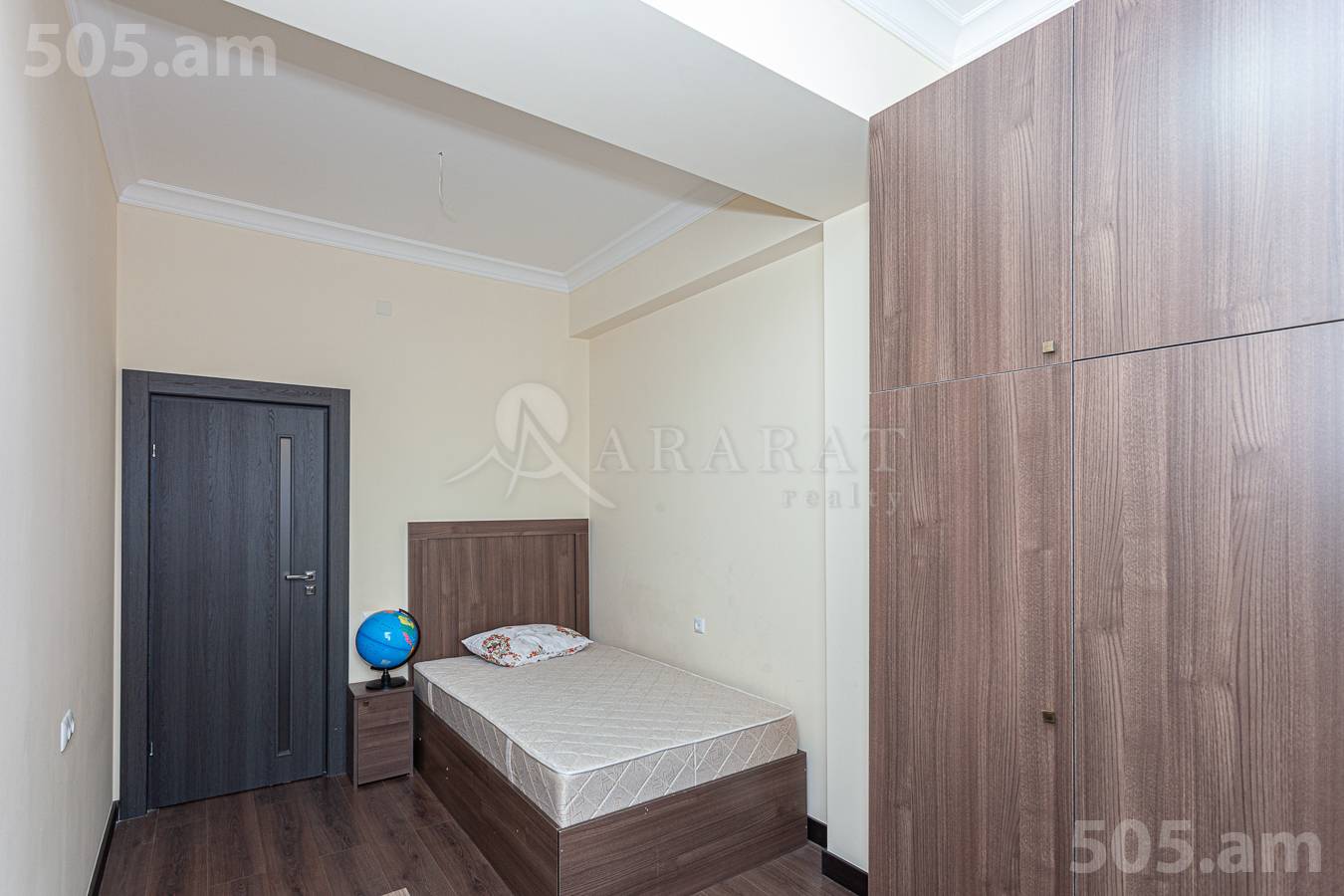 3 սենյականոց բնակարան  Վ. Դավթյան փող, Արաբկիր Երևան, 150347