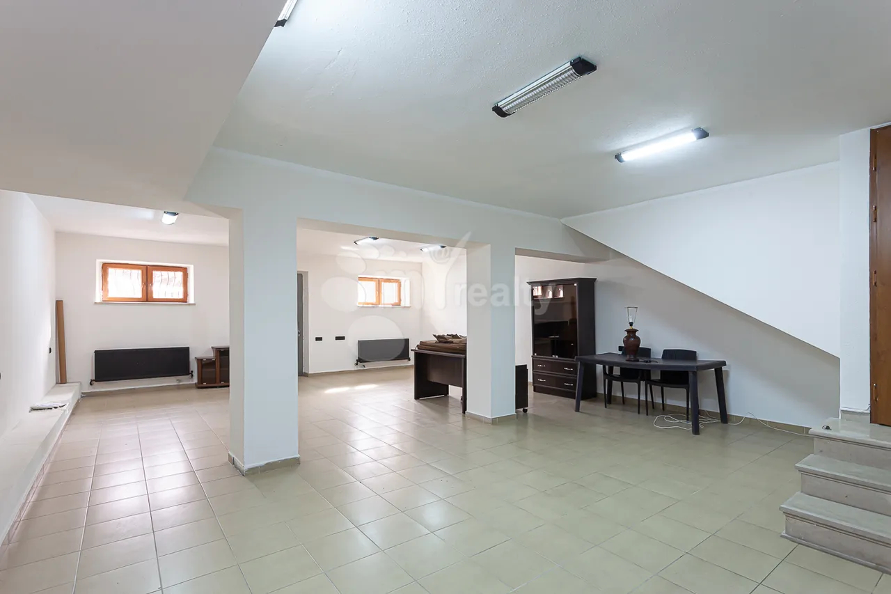 Առանձնատուն վարձով Բաբայան փող, Արաբկիր Երևան, 158723