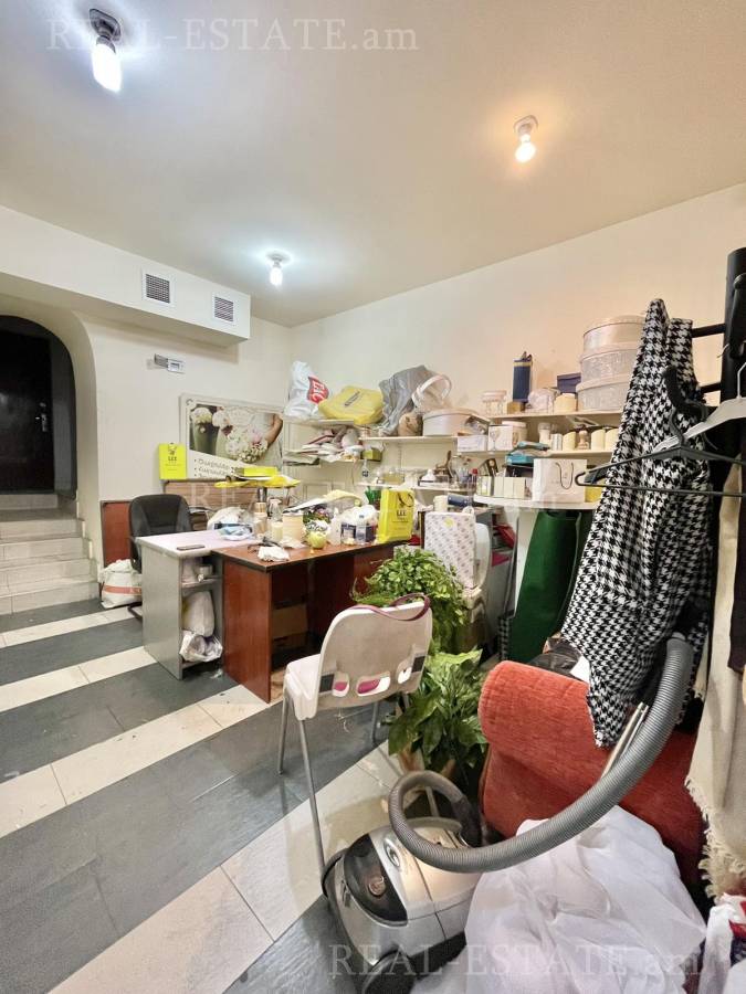 Commercial property for sale Hanrapetutyan St, Center Yerevan, 115283