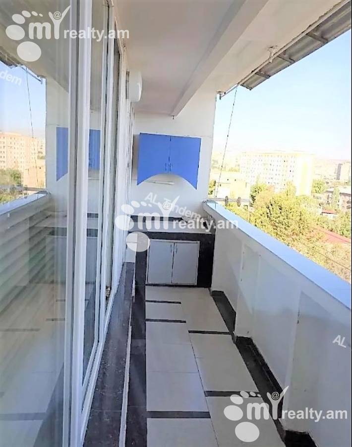 Купить 3 комнатную квартиру Маргарян ул, Ачапняк Ереван, 140267