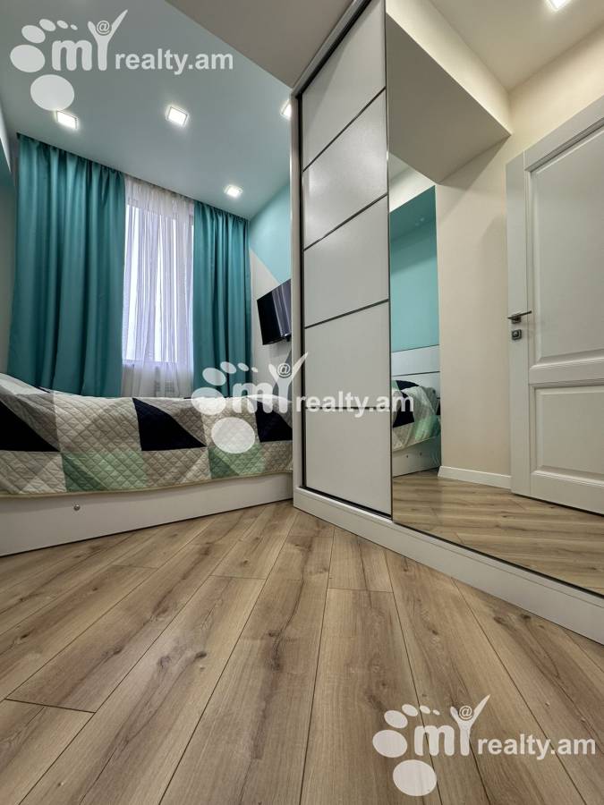 3 bedroom apartment for sale خیابان ا. آوِتیسیان, عربگیر ایروان, 160518