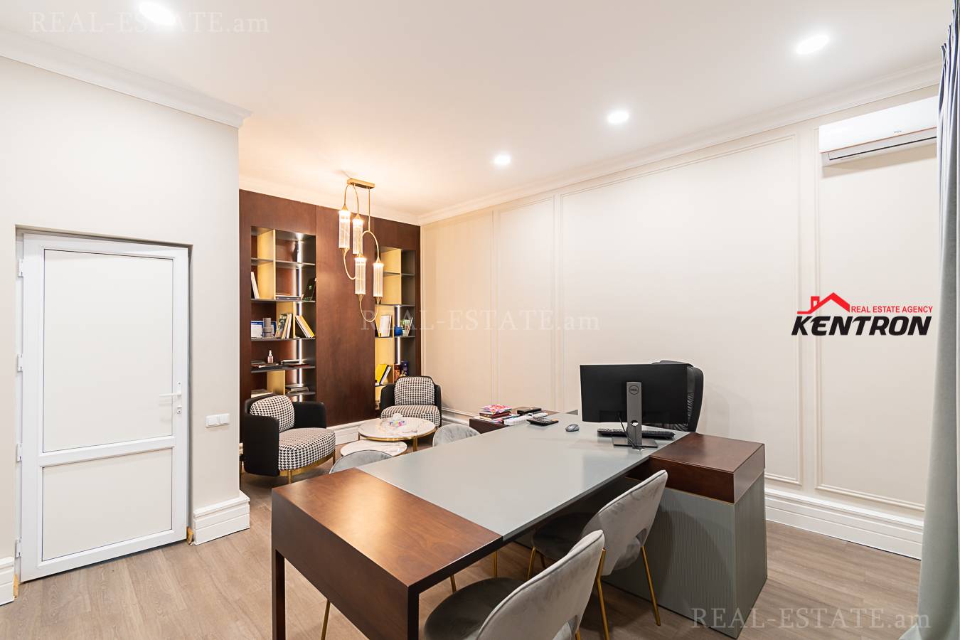 Купить 2 комнатную квартиру Хазар Парпеци ул, Центр Ереван, 131126