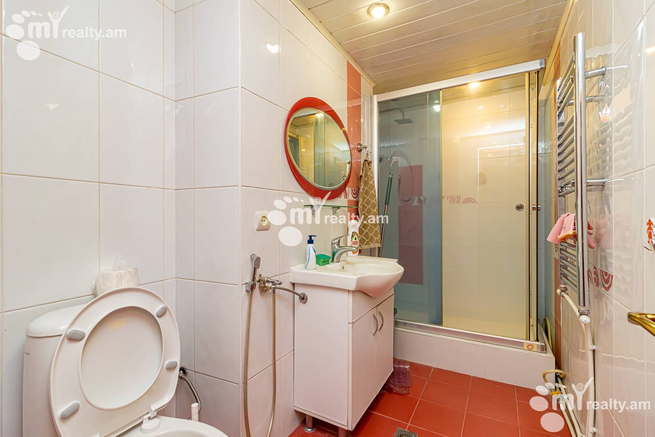 Купить 1 комнатную квартиру Д. Демирчян ул, Центр Ереван, 152116