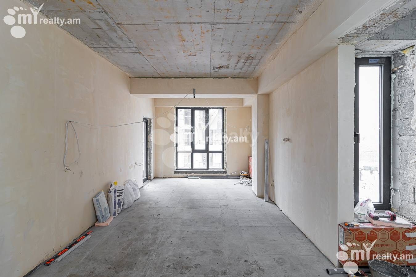 Купить 2 комнатную квартиру Антараин ул, Центр Ереван, 143571