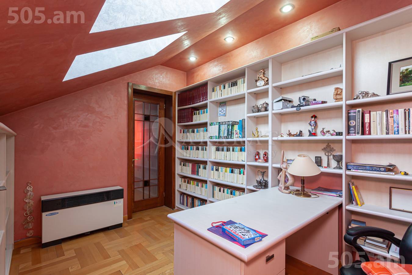 5 bedroom apartment for sale Amiryan St, Center Yerevan, 150344