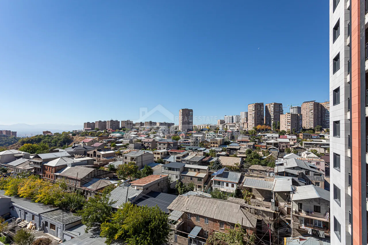 4 bedroom apartment for sale Emineski St, Quanaquère-Zeytoun Yerevan, 157243