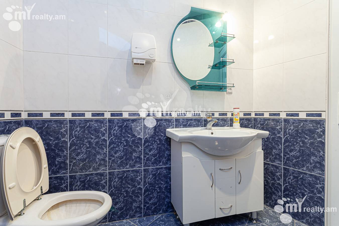 Снять коммерческoе помещение Московян ул, Центр Ереван, 149027