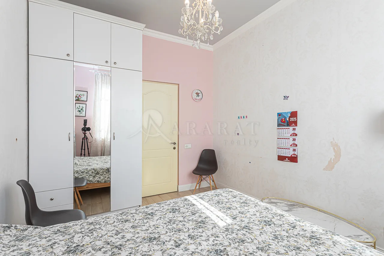 4 bedroom apartment for rent Pushkin St, Center Yerevan, 158794