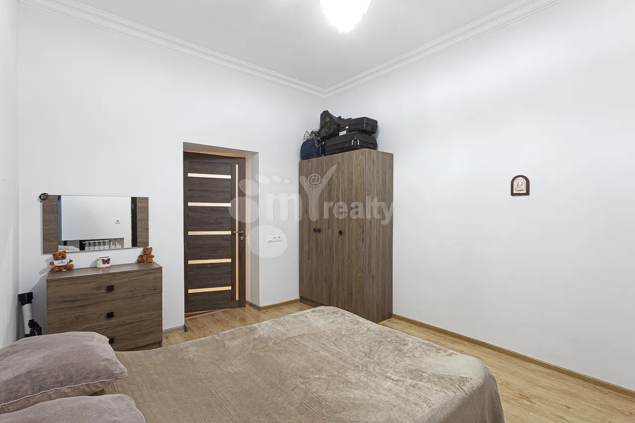 House for sale Gulakyan St, Arabkir Yerevan, 161987