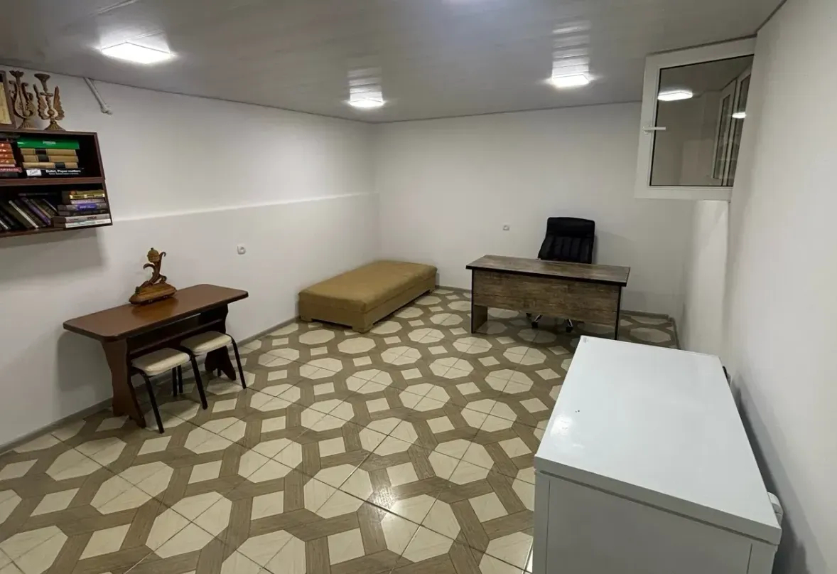 5 bedroom apartment for sale خیابان وراساکان, عربگیر ایروان, 161980