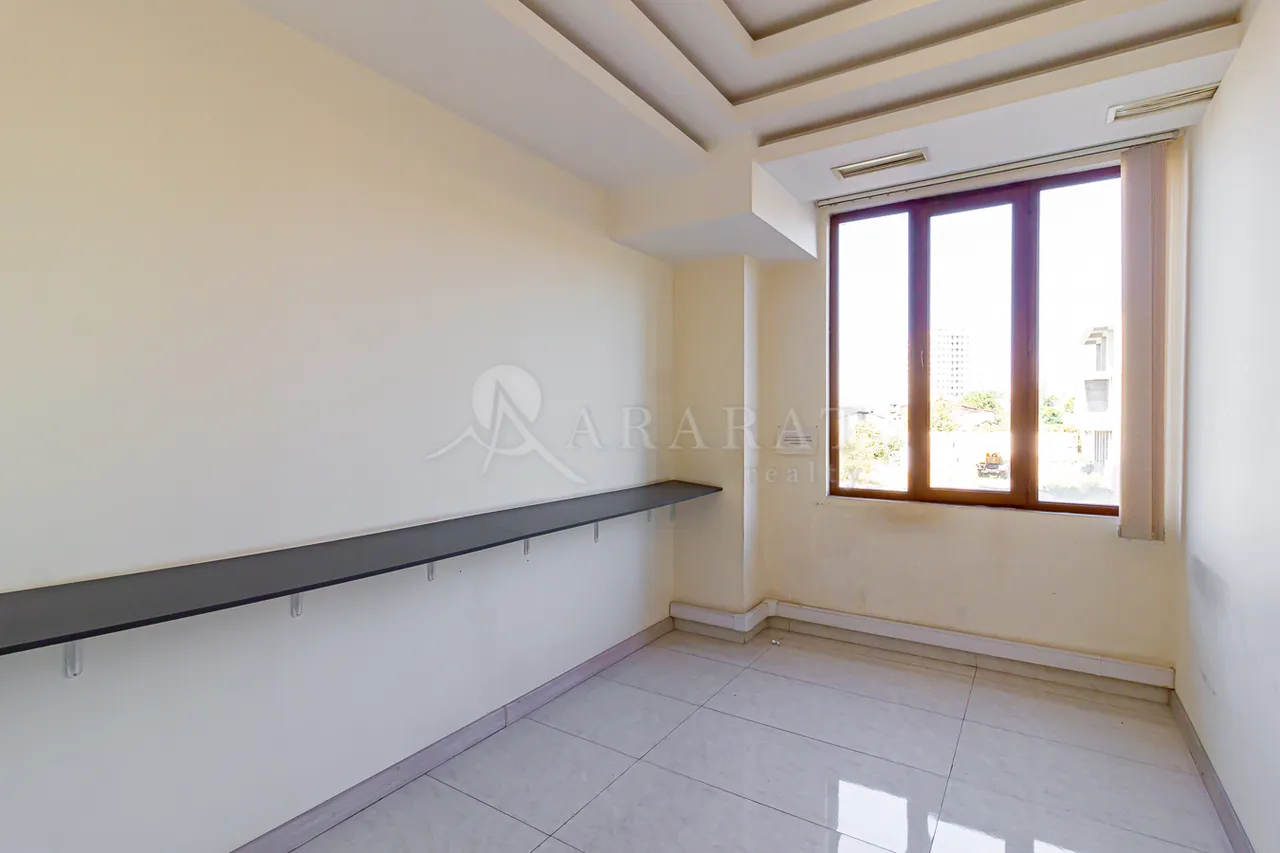 Կոմերցիոն տարածք վարձով Թերլեմեզյան փող, Աջափնյակ Երևան, 158939