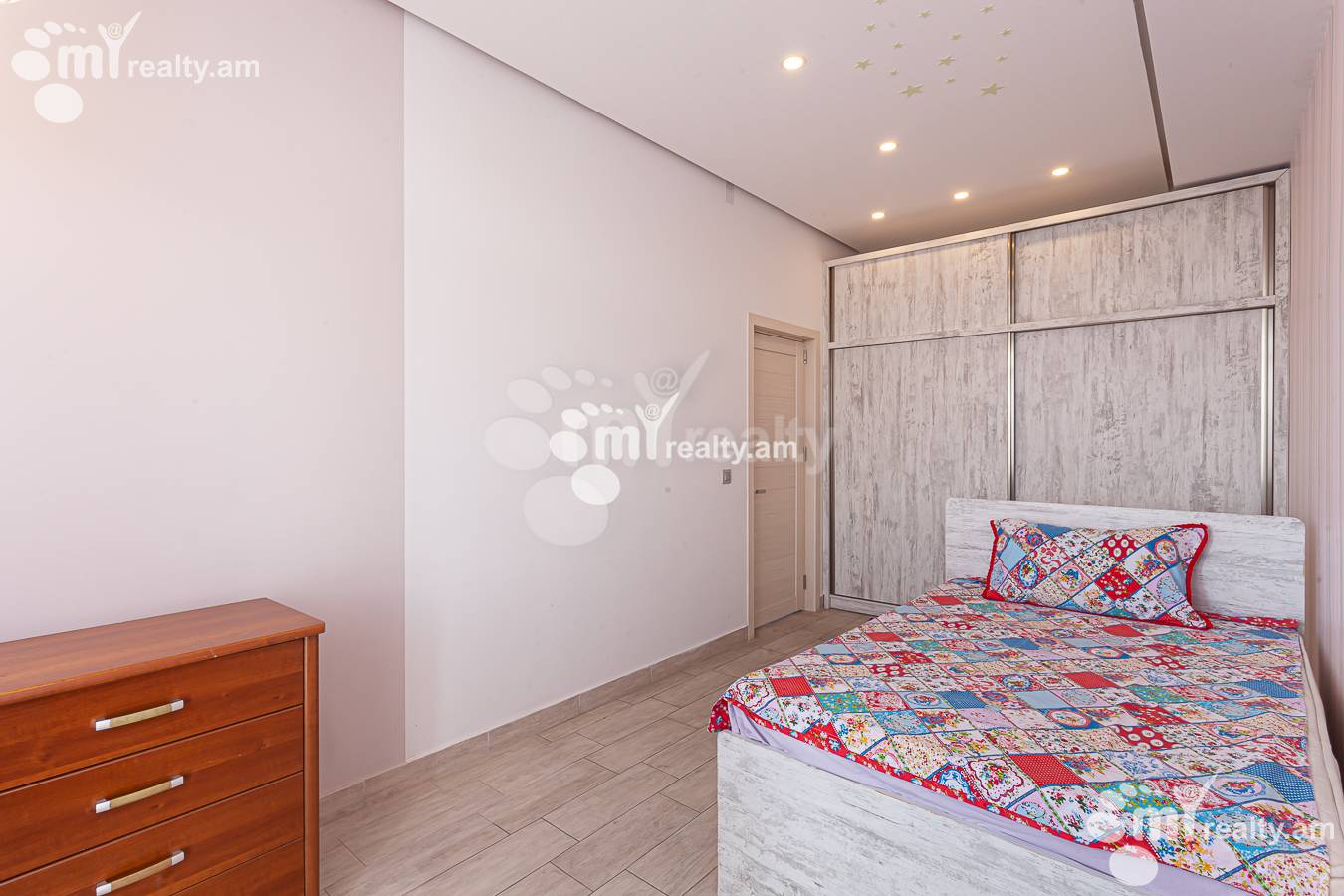 3 bedroom apartment for rent Tsitsernakaberd Highway, Center Yerevan, 148665