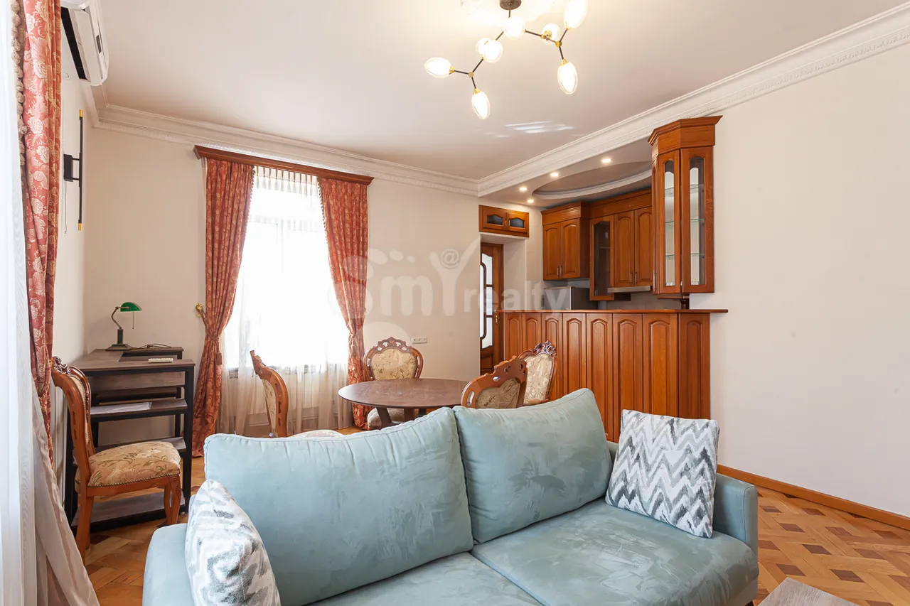 2 bedroom apartment for rent خیابان آزاتوتیان, عربگیر ایروان, 159328