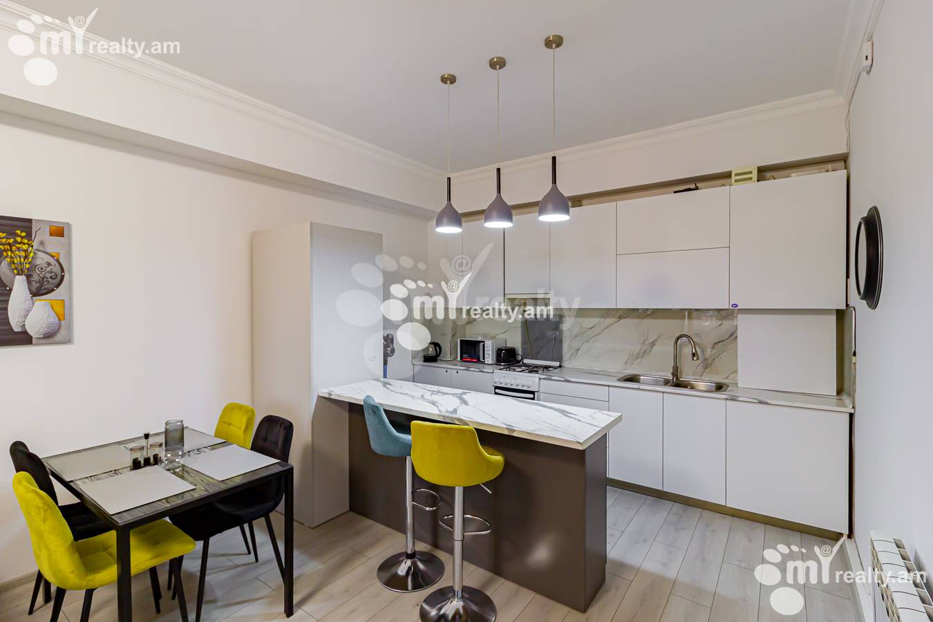 Купить 2 комнатную квартиру Аргишти ул, Центр Ереван, 151041