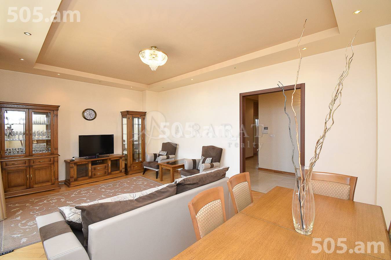 4 bedroom apartment for sale خیابان سایات نووآ, مرکز شهر ایروان, 155781