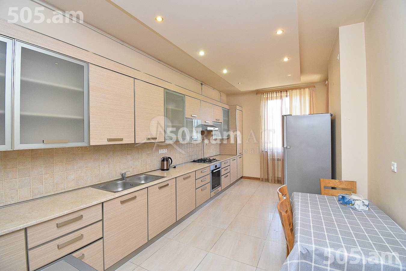 4 bedroom apartment for sale خیابان سایات نووآ, مرکز شهر ایروان, 155781