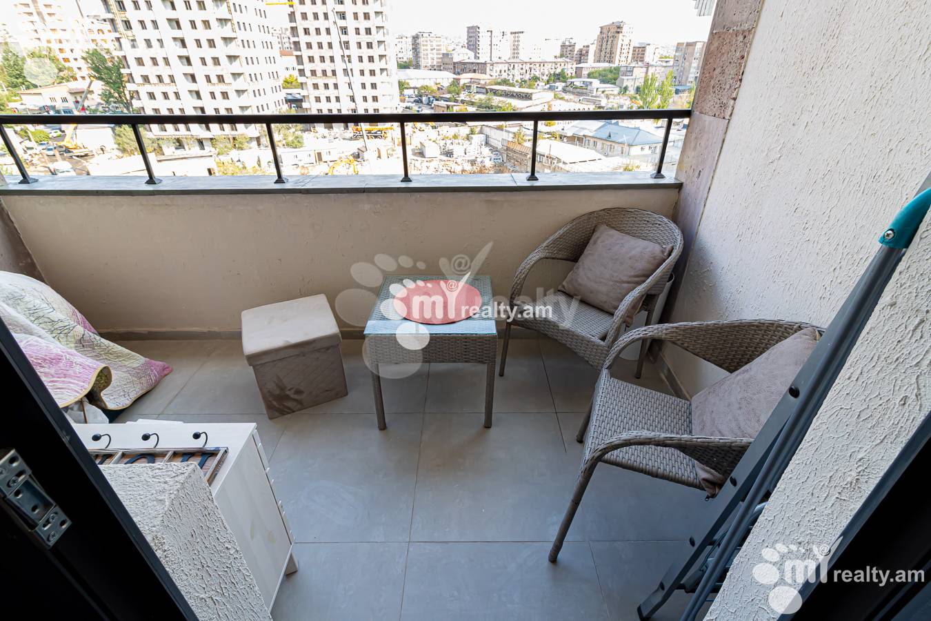 2 սենյականոց բնակարան  Ադոնց փող, Արաբկիր Երևան, 154208