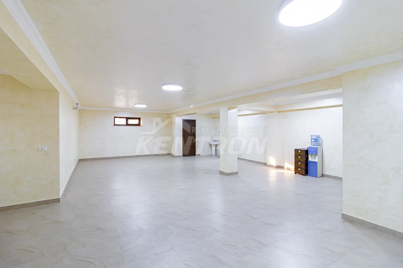 House for sale G 1 dis., Adjapnyak Yerevan, 159066