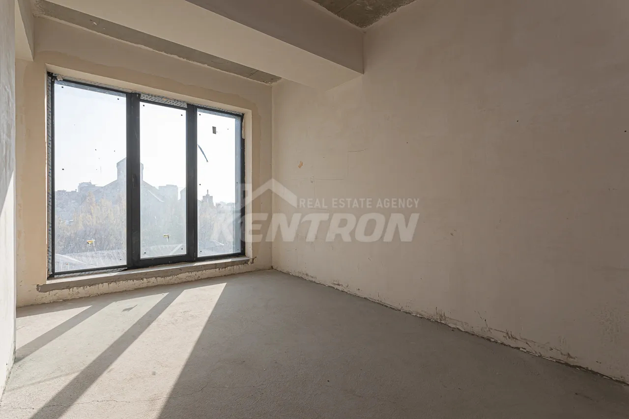 3 bedroom apartment for sale Khanjyan St, Center Yerevan, 157765