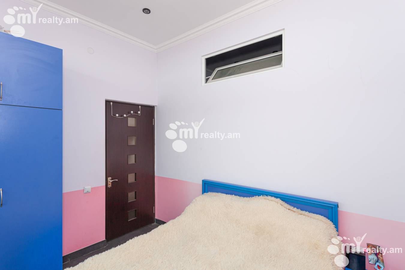 3 bedroom apartment for sale Dzorap St, Center Yerevan, 154223
