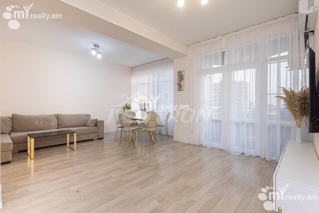 3 սենյականոց բնակարան  Միկոյան փող, Դավթաշեն Երևան, 156936