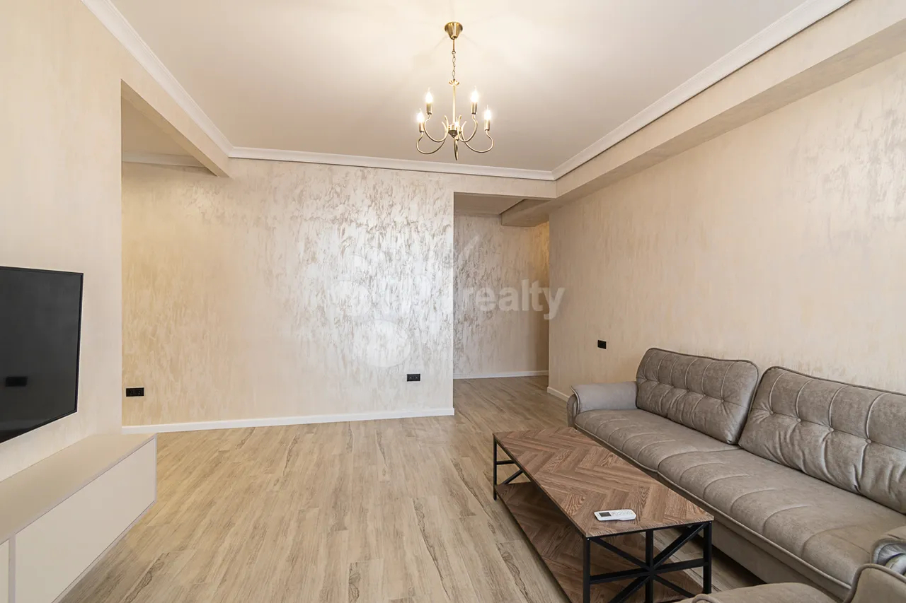 3 սենյականոց բնակարան  Գրիբոեդովի փող, Արաբկիր Երևան, 159221