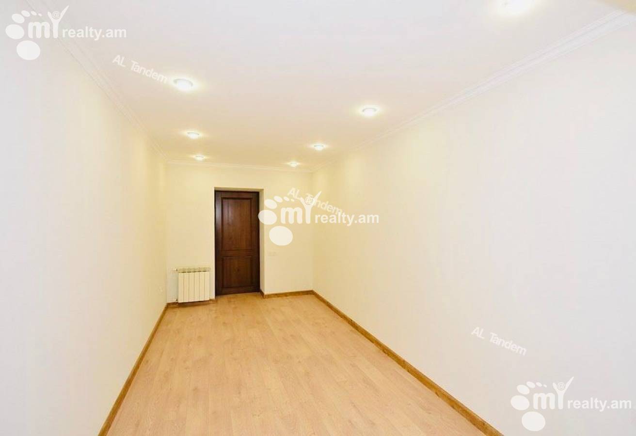 3 bedroom apartment for sale Abovyan St, Center Yerevan, 158491