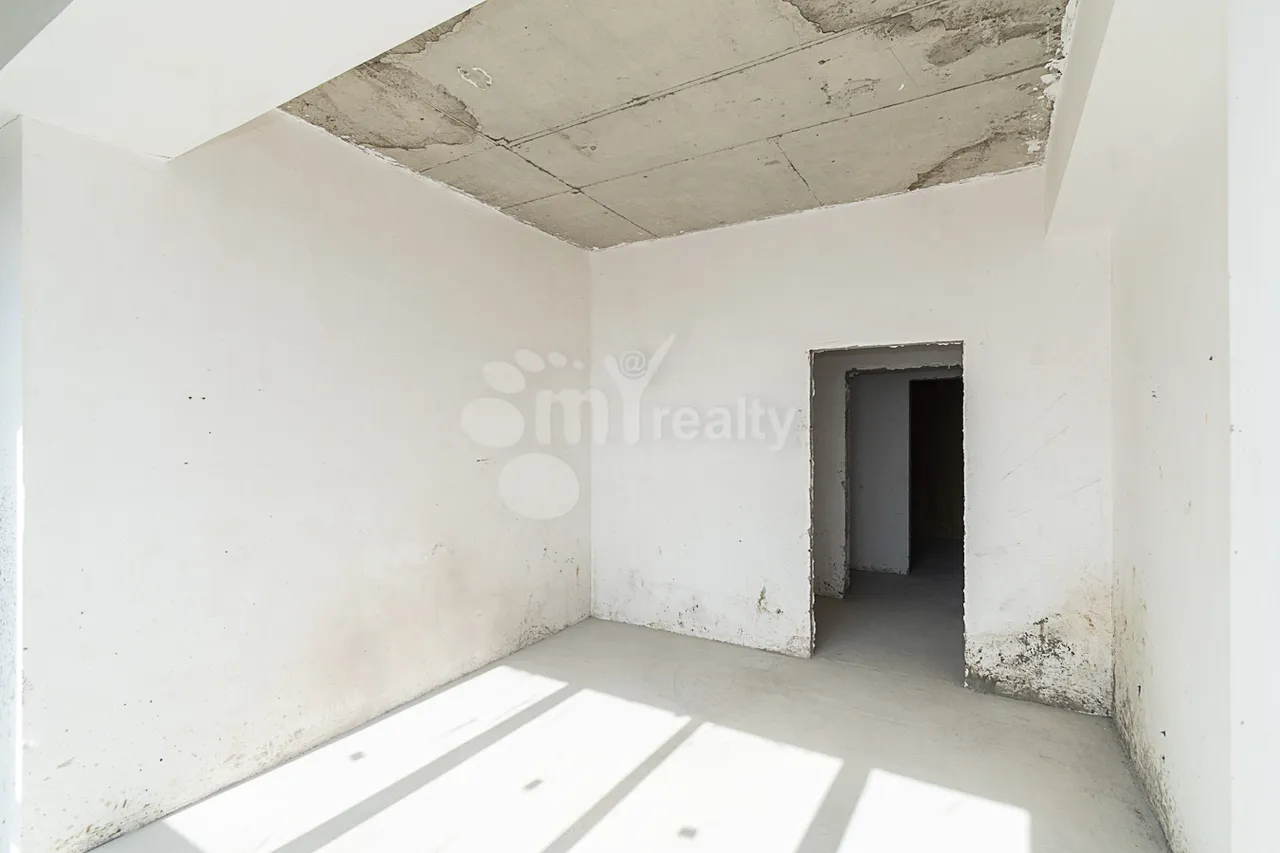 4 սենյականոց բնակարան  Անտառային փող, Կենտրոն Երևան, 158678