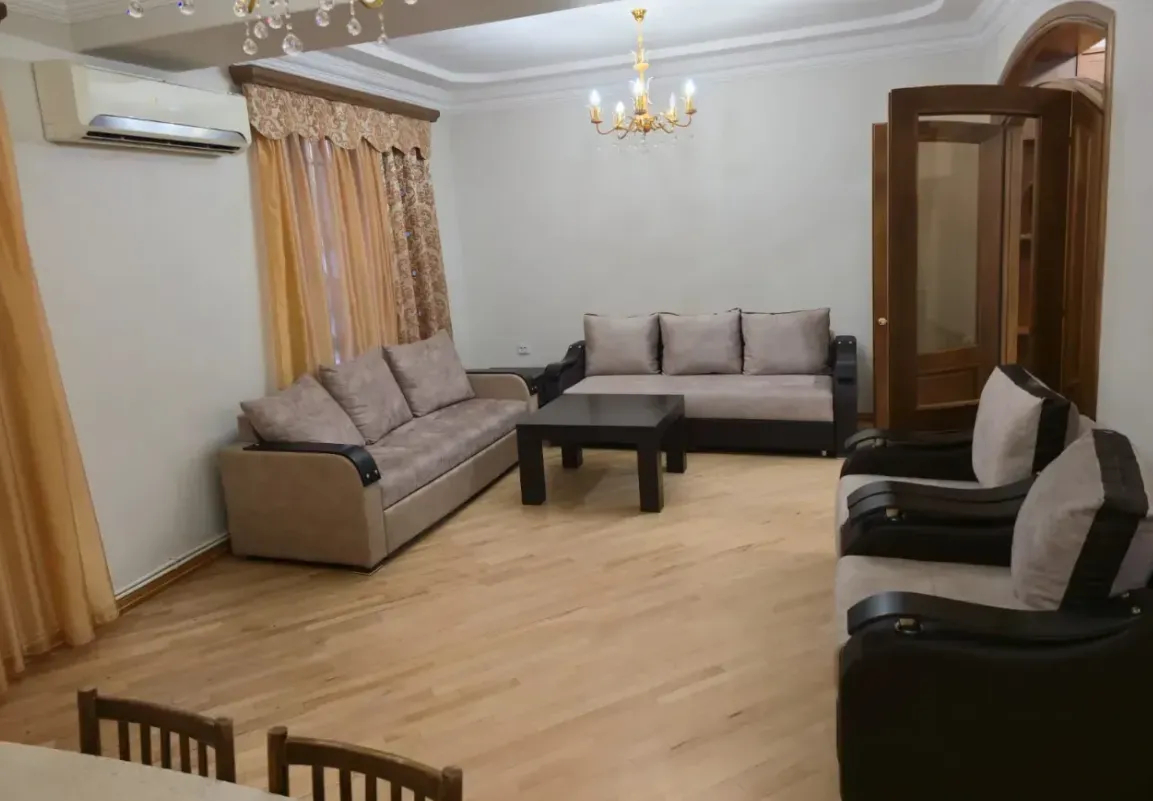 3 bedroom apartment for sale Deghatan St, Center Yerevan, 161502