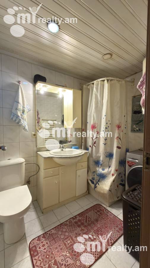 3 bedroom apartment for sale خیابان زاکیان, مرکز شهر ایروان, 159084