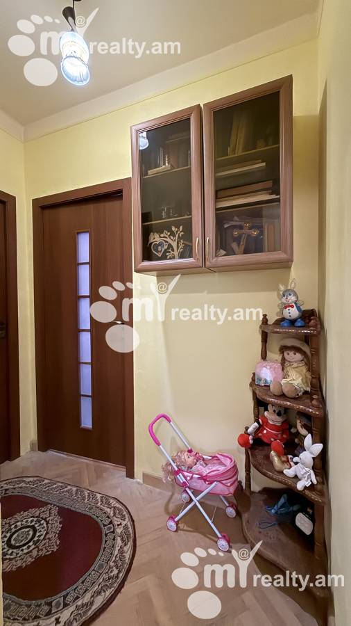 3 bedroom apartment for sale خیابان زاکیان, مرکز شهر ایروان, 159084