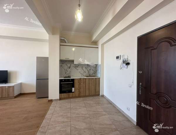 varcov-bnakaran-norakaruycum/2-senyakanoc/Hasratyan+st./Ajapnyak/Yerevan