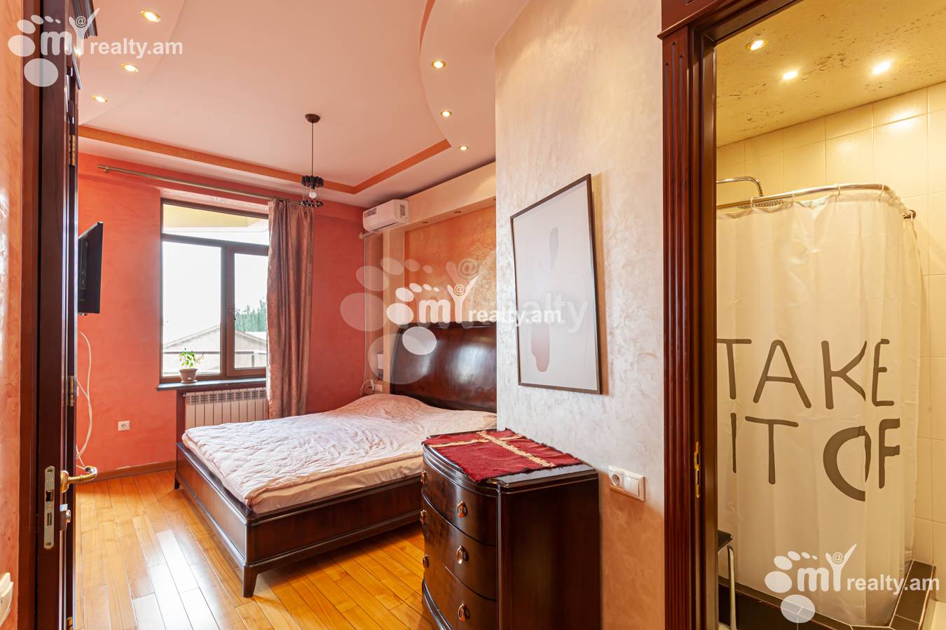 3 bedroom apartment for sale Charents St, Center Yerevan, 152208