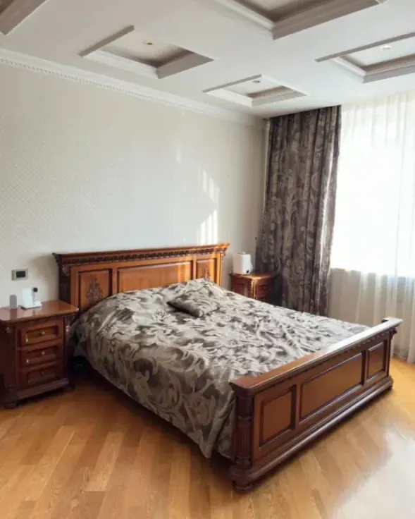 4 bedroom apartment for sale Abovyan St, Center Yerevan, 161230